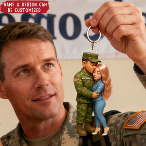 Army Hugging Couple - Personalized Acrylic Keychain, Gift For Couple, For Him, For Her